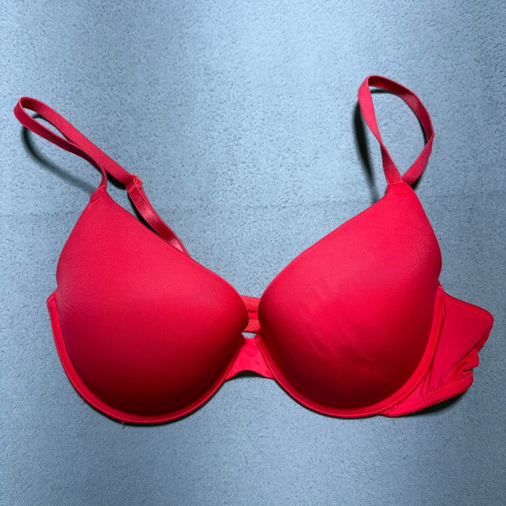 Victoria's Secret PINK Wear Everywhere Push-Up Bra Red 34C 2728